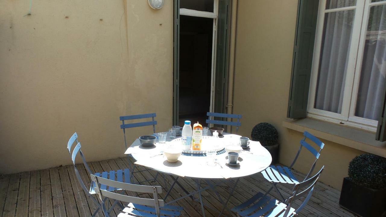 Spacieux Logement Face A La Cite Medievale Carcassonne Bagian luar foto